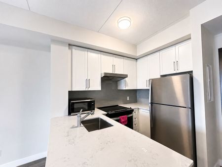 For Lease - 15 Queen Street Unit# 2210, Hamilton, Ontario - Photo 4