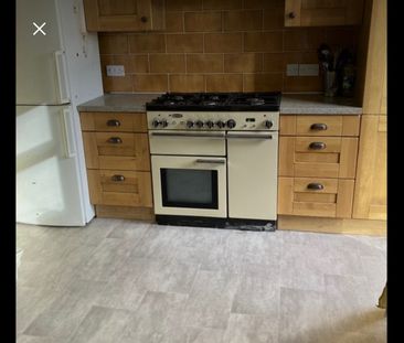 4 Bed Terraced House, Kensal Rd, BS3 - Photo 6
