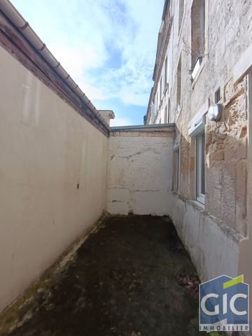 Location Appartement 1 pièce 32m² - Photo 4