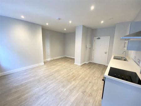 Studio to rent - Photo 5