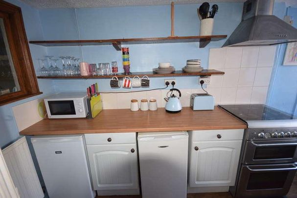 Roanhead Lane, Barrow In Furness, LA14 - Photo 1