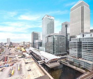 Offered this superb two bedroom apartment, positioned in one of Canary Wharfs most desirable residential developments. - Photo 5