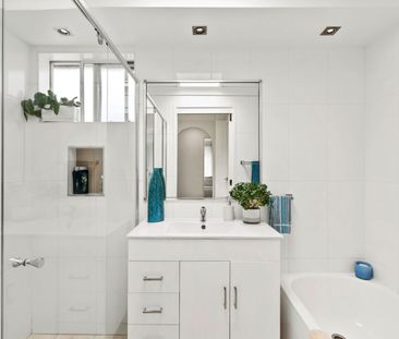 2 Yallambee Place, Terrey Hills, NSW 2084 - Photo 6