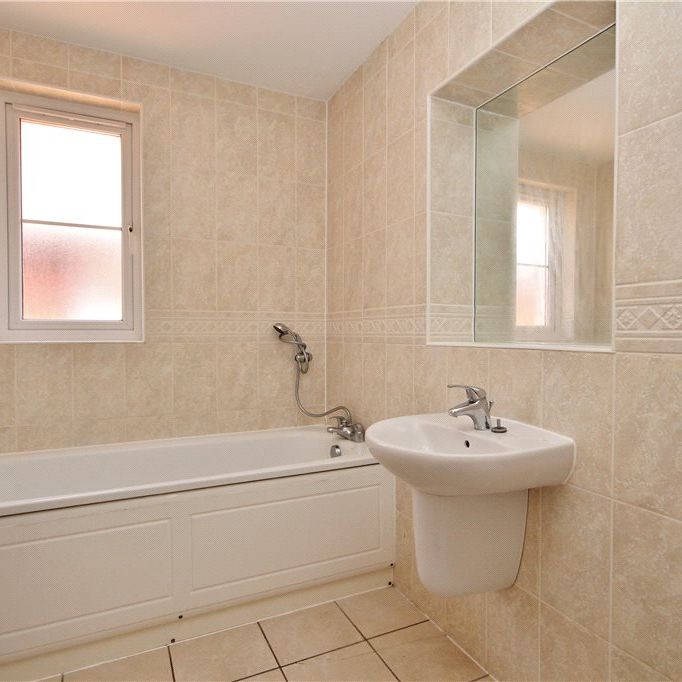 The Gables, Guildford, Surrey, GU2 9JR - Photo 1