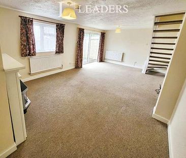 Rose Way, Cirencester, GL7 - Photo 4