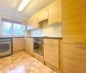 1 bedroom flat to rent - Photo 6