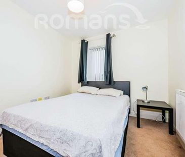 Coombe Way, Farnborough, GU14 - Photo 6