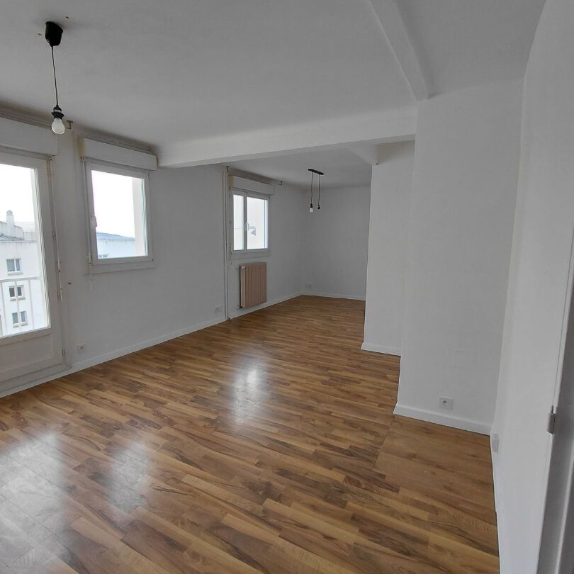 Location Appartement 4 pièces 73m² - Photo 1