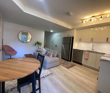 For Lease - 9 Hazelwood Avenue Unit# Lower, Toronto, Ontario - Photo 4