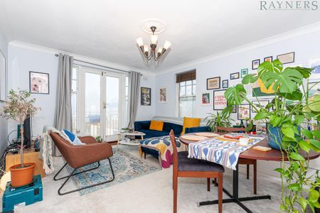 2 bedroom flat to rent - Photo 2