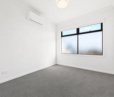 1/2 Eden Court, Ascot Vale VIC 3032 - Photo 5