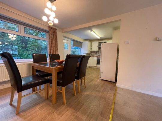 3 bedroom House To Let - Photo 1