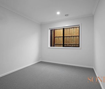 Brand New Family Home in the Heart of Mernda! - Photo 4