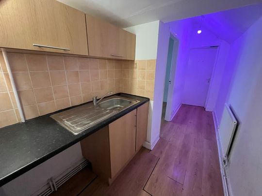 Market Street, Ashby-de-la-Zouch, LE65 - Photo 1