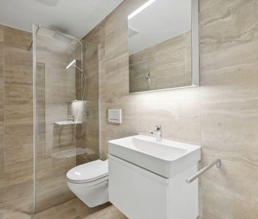 Modern Living in the City Centre - Photo 2