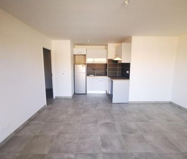 Location Appartement 3 pièces 61m² TOURNEFEUILLE 31170 - Photo 6