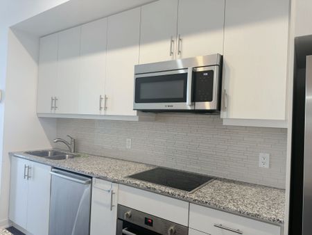 For Lease - 1 The Esplanade Drive Unit# 3501, Toronto, Ontario - Photo 3