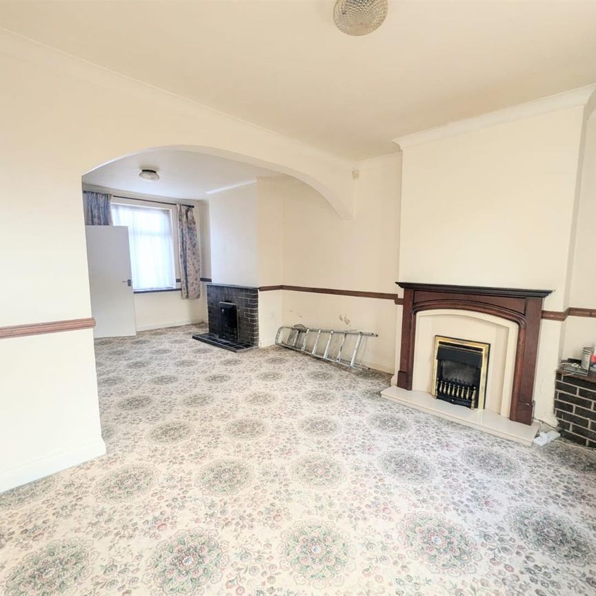 2 Beds - Terraced House - - Photo 1