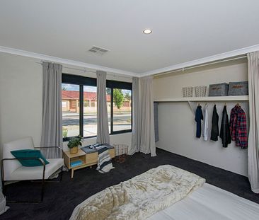 Modern&comma; Spacious & Convenient – Ticks All the Boxes - Photo 1