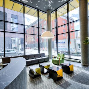 Appartement Montréal (Le Sud-Ouest) À Louer - Photo 2