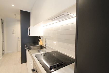 Two bedroom furnished in Sugartree - Photo 2