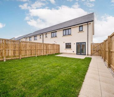 3 bedroom semi-detached house to rent - Photo 6