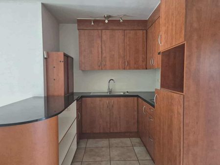 Studio met garage op een goede locatie - Photo 4