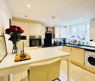 2 bedroom terraced house to rent - Photo 6