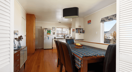 Well-Presented and Private Family Home! - Photo 5