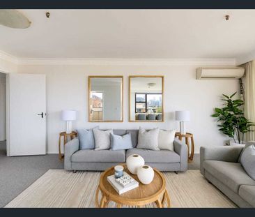 Spectacular Harbour View Three bedroom Apartment with Carspace - Photo 4