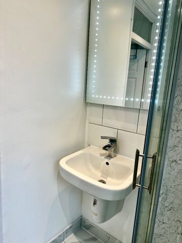 1 Bed Flat, Algiers Road, SE13 - Photo 5