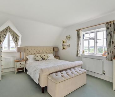 4 bedroom detached house to rent - Photo 5