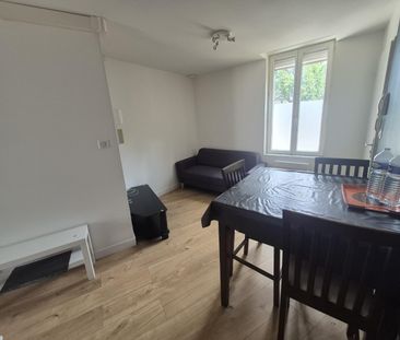 Location Appartement 3 pièces 40m² HAUBOURDIN 59320 - Photo 2
