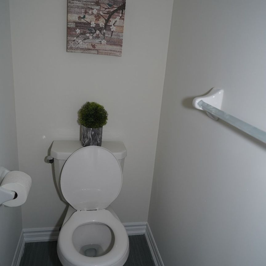 For Lease - 70 Halliford Place Unit# 414, Brampton, Ontario - Photo 1