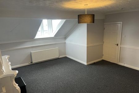 2 Bedroom Apartment To Let - Photo 5