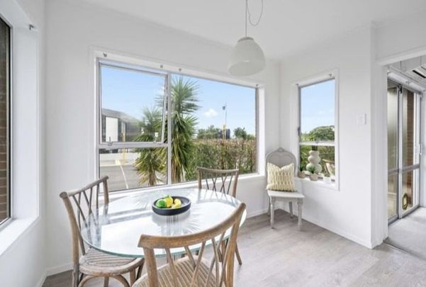 Modern 2-Bedroom Unit in Remuera – Perfect Location! - Photo 1