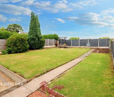 3 bedroom semi-detached house to rent - Photo 3