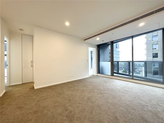 2413/81 City Road - Photo 1