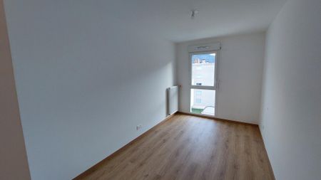 location Appartement T3 DE 68.85m² À CLUSES - Photo 5