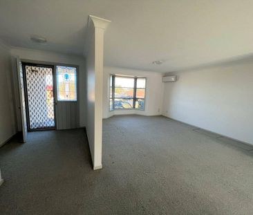 Charming Two-Bedroom Unit for Rent - Photo 2