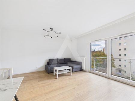 Mieszkanie na wynajem - Zdjęcie 2