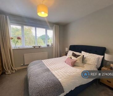 2 bedroom semi-detached house to rent - Photo 4