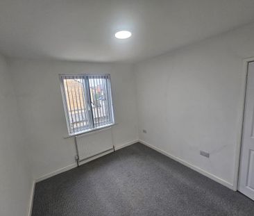 3 bedroom house to rent - Photo 2