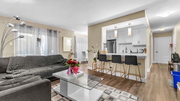 For Lease - 104 Devonshire Avenue Unit# 101, London South, Ontario - Photo 1
