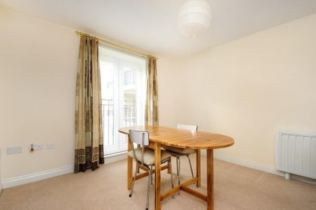 2 bedroom apartment to rent - Photo 3