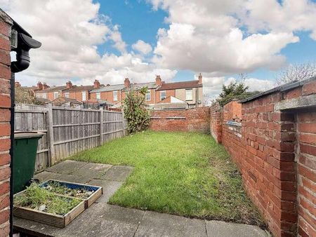 Kirby Road, Coventry, CV5 - Photo 2