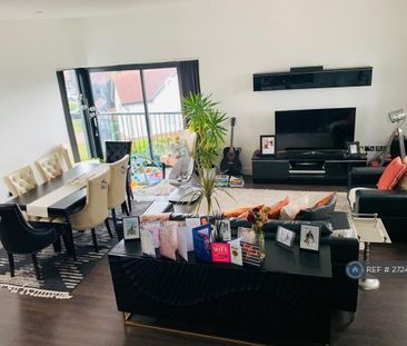 2 bedroom flat to rent - Photo 5