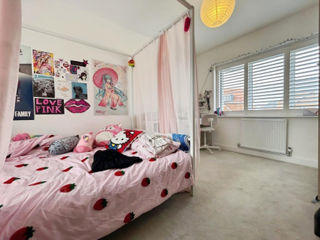 3 bedroom detached house to rent - Photo 4