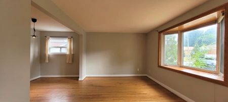 For Lease - 2 Rufford Road, Toronto, Ontario - Photo 2