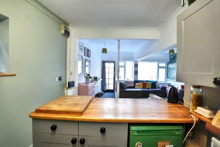 3 bedroom cottage to rent - Photo 5